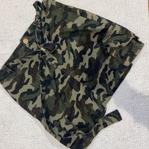 Mini camouflage skirt